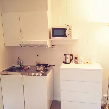 Modern Studio Apartment