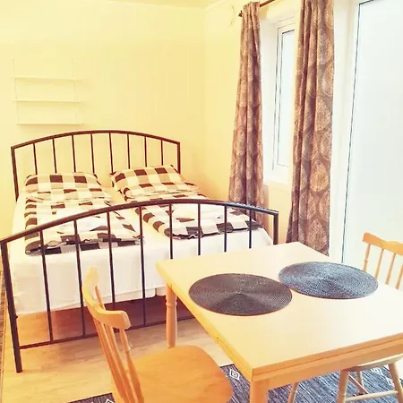 Modern Studio Apartment